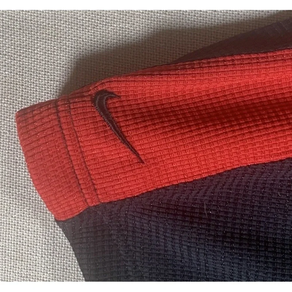 Nike LeBron L23‎ Short Sleeve 1/4 Zip Pullover Black And Red XL